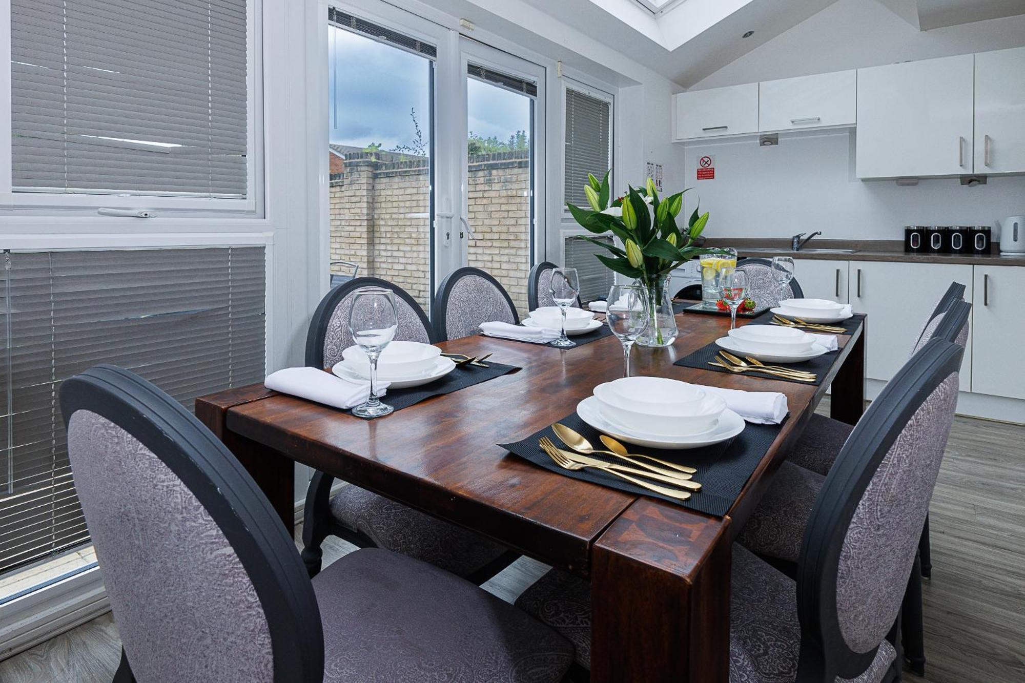 Riverside Villas Manchester Exterior foto
