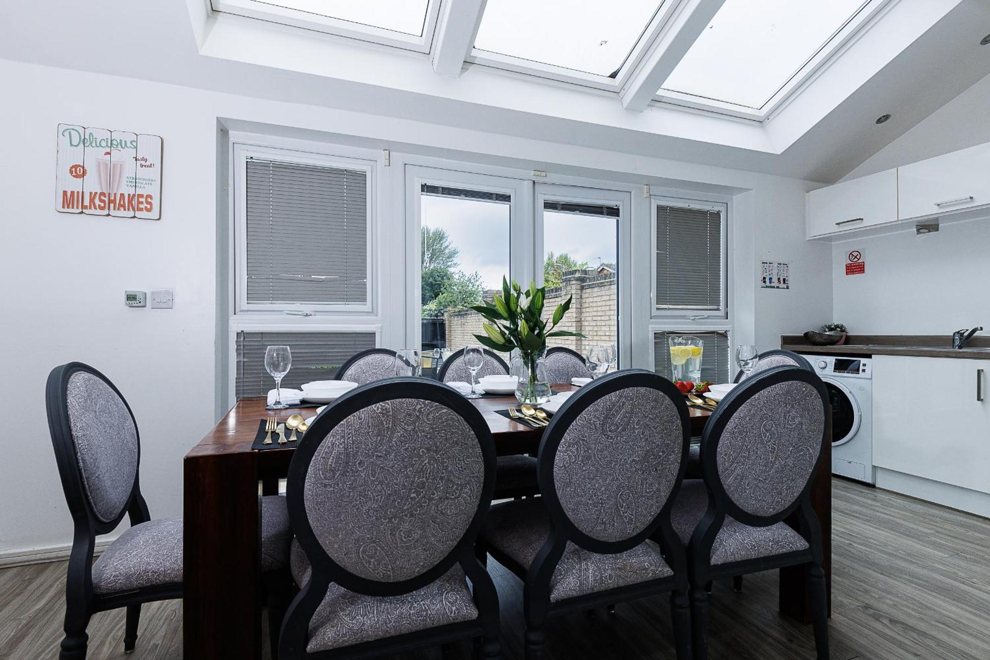 Riverside Villas Manchester Exterior foto